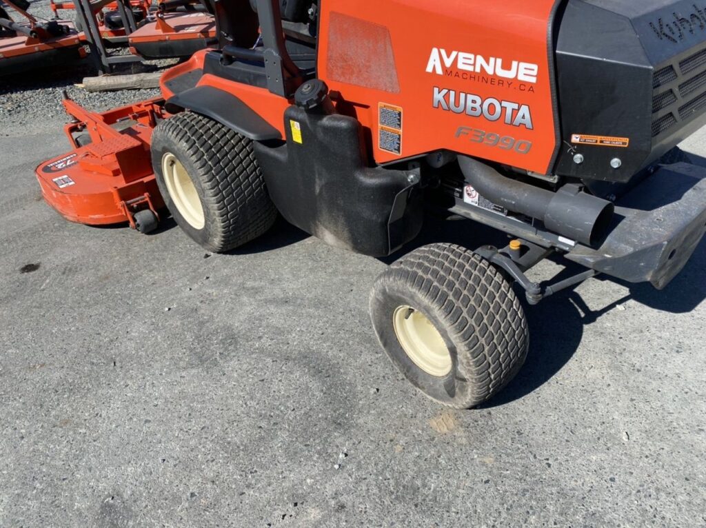 2018 Kubota F3990 Front Mount Mower 3