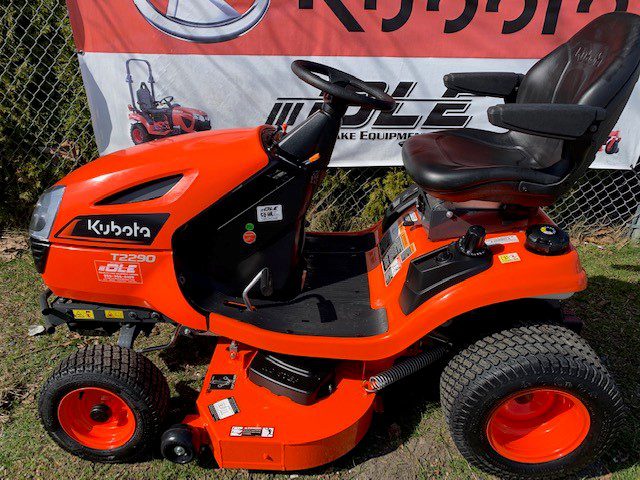 Kubota T2290KW-42 Lawn Tractor 1