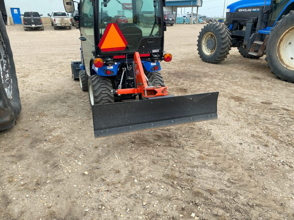 2021 New Holland WM25S Tractor 4