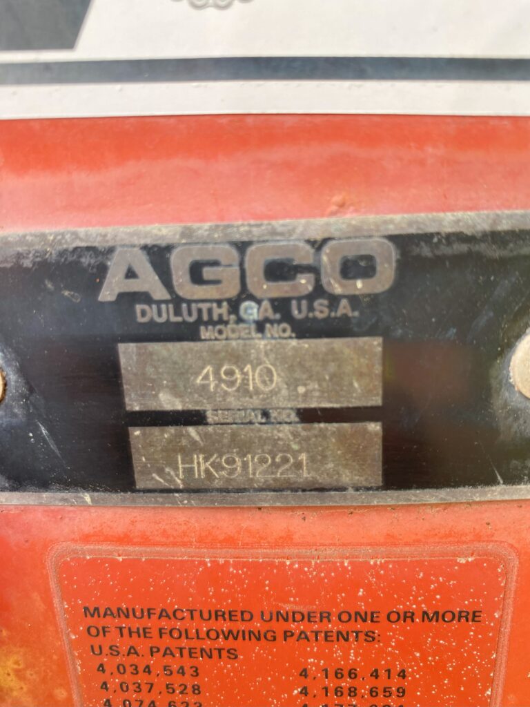 2004 AGCO Hesston 4910 Square Baler 8