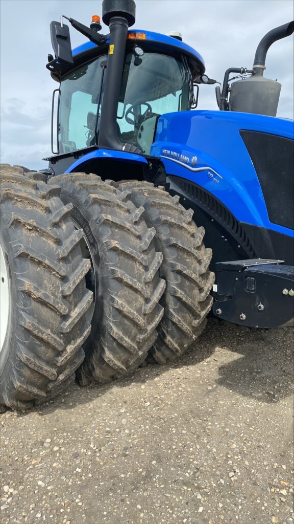 2021 New Holland T9.700 Tractor 2