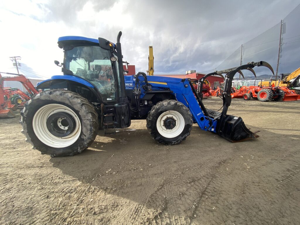 2012 New Holland T7 200 4