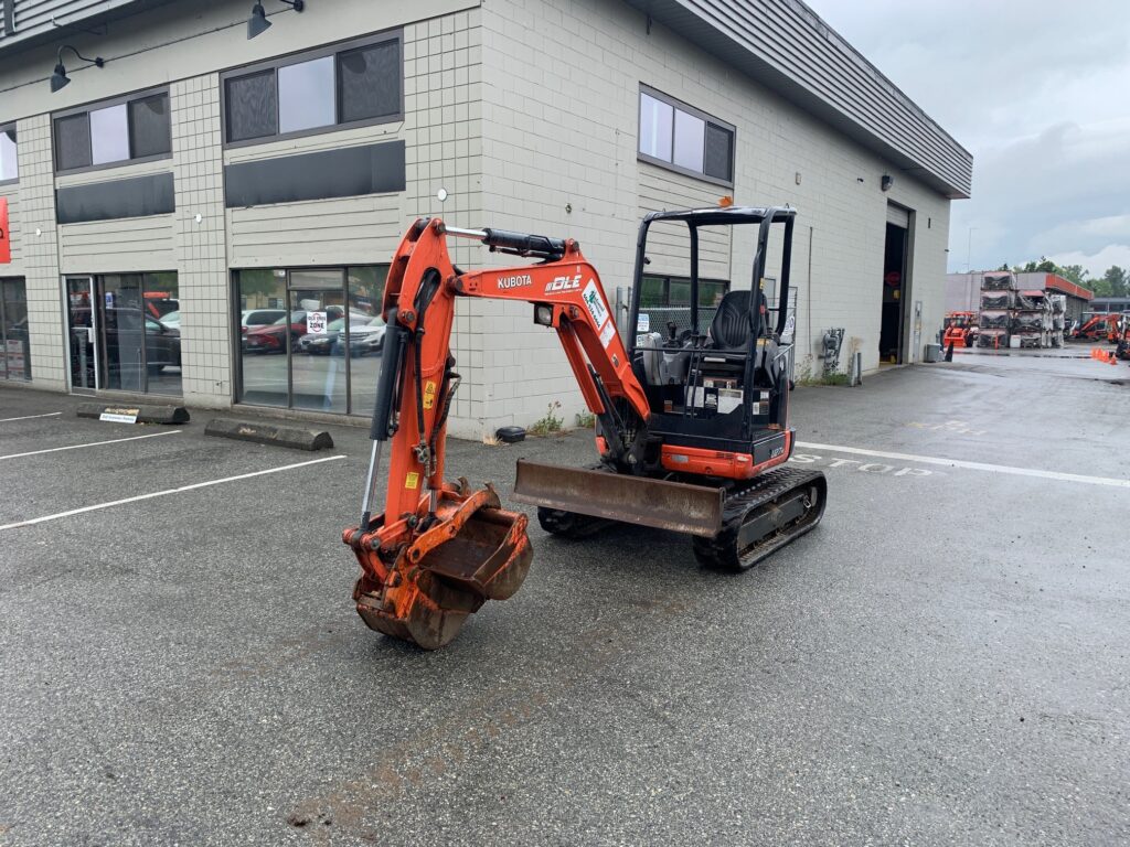 2018 KUBOTA U-27 1