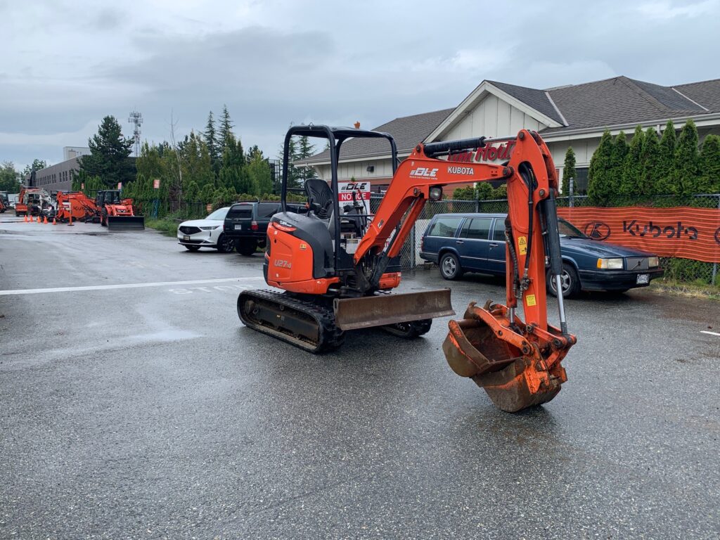 2018 KUBOTA U-27