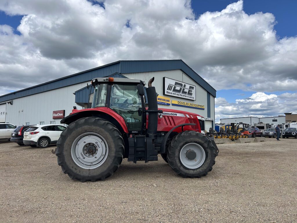 2015 Massey Ferguson 7726 Cab Tractor