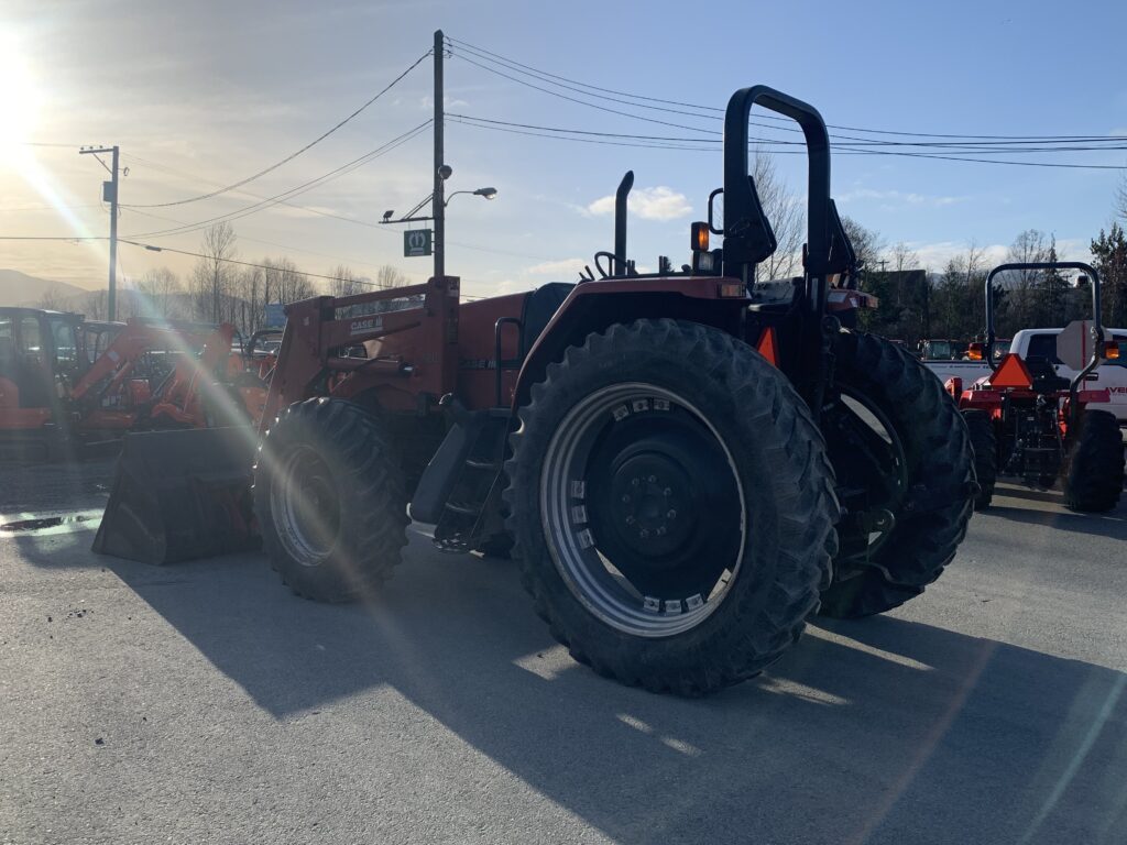 1997 Case MX100 Tractor with Loader 3