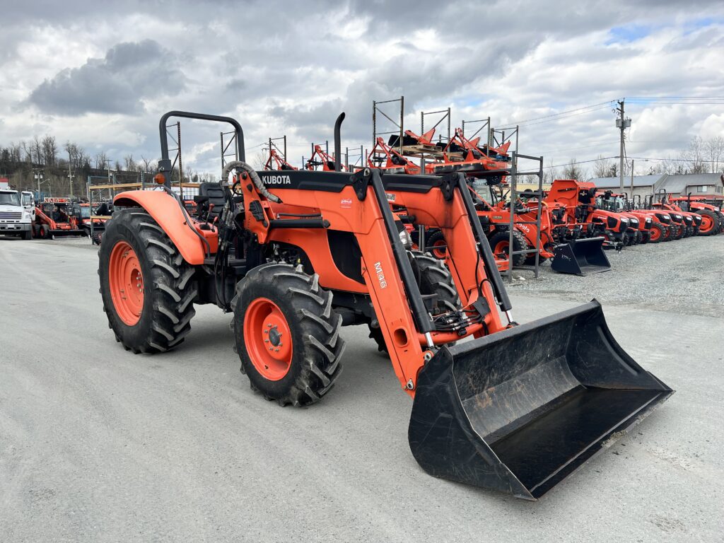 2014 Kubota M108 Tractor with Loader 1