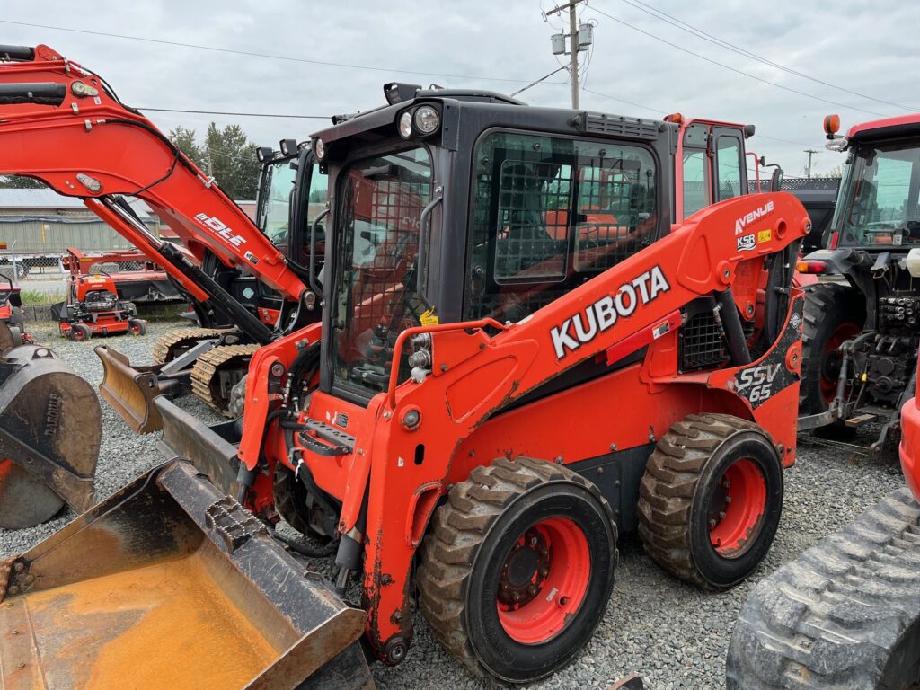 2020 Kubota SSV65PHFRC Skid Steer - 2300 hrs 1