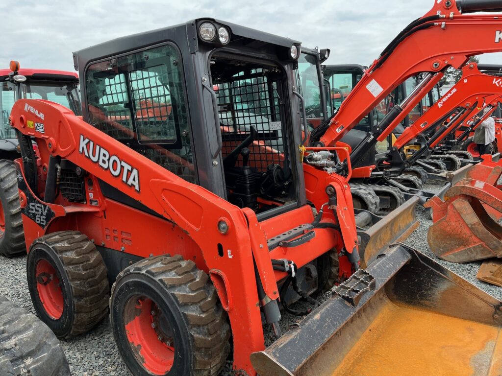 2020 Kubota SSV65PHFRC Skid Steer - 2300 hrs 2