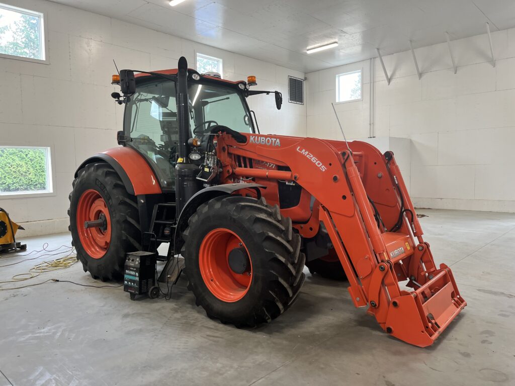 2019 Kubota M7-171 Cab Tractor with Loader 1