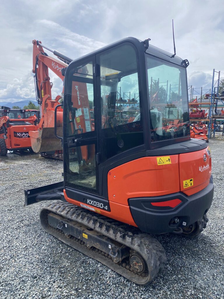 2022 Kubota KX030--4GL Mini Excavator 2