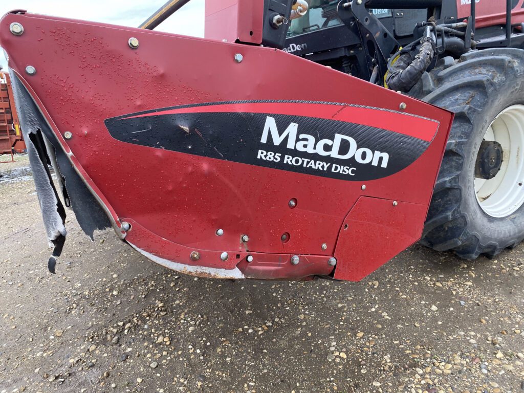 2017 MacDon R85 Discbine Header 5