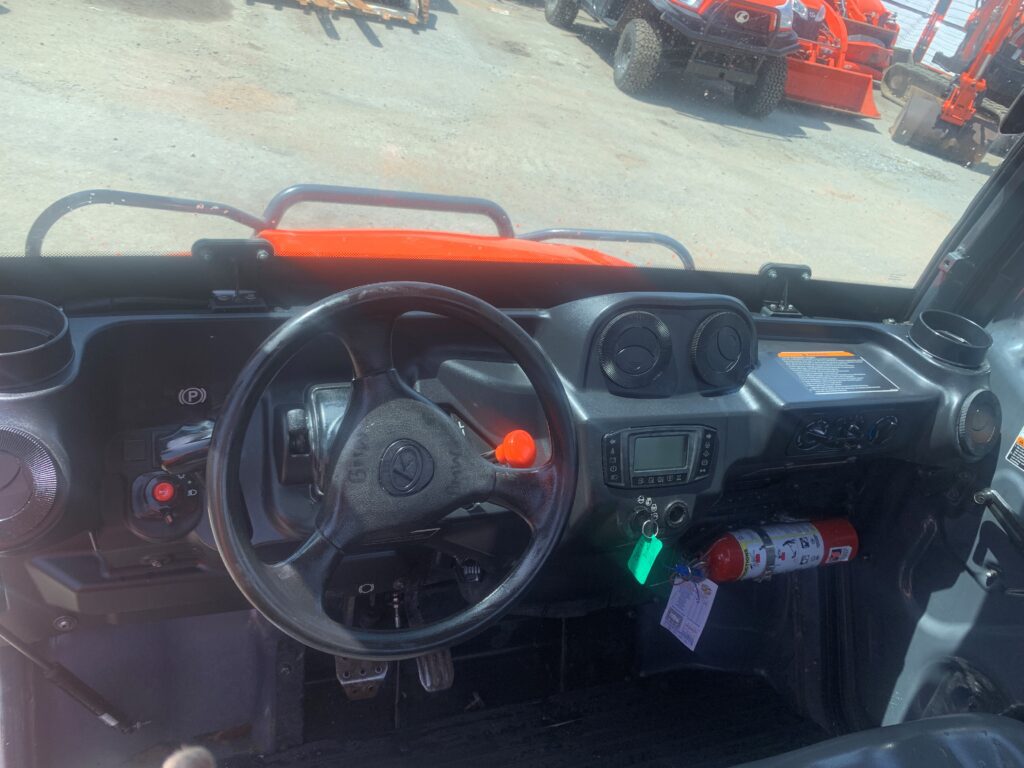 2014 Kubota RTV-X1100c 7