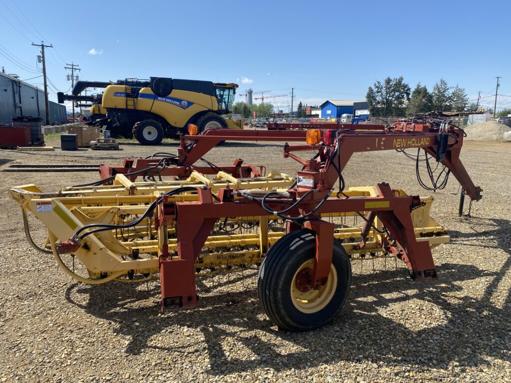 2006 New Holland 216 Basket Rake 2