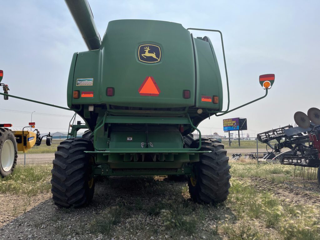 2003 John Deere 9750STS Combine 4