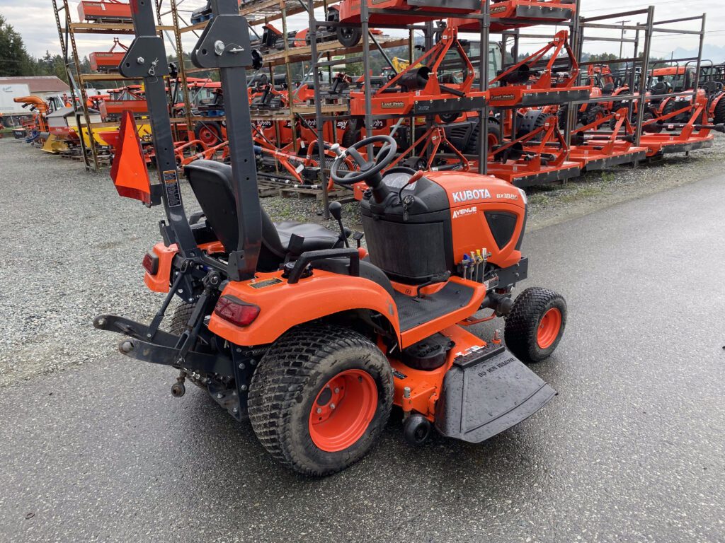 2018 Kubota BX1880 Tractor with Mower Deck and Turf Tires 4