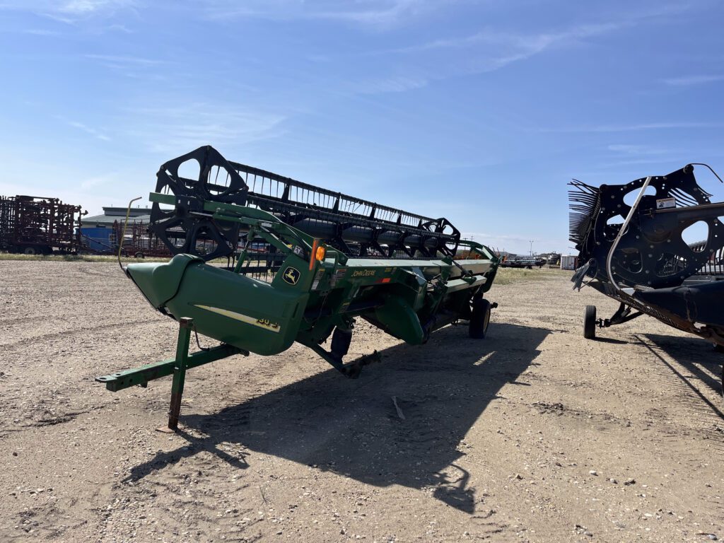 2008 John Deere 930D 30' Draper Header 2