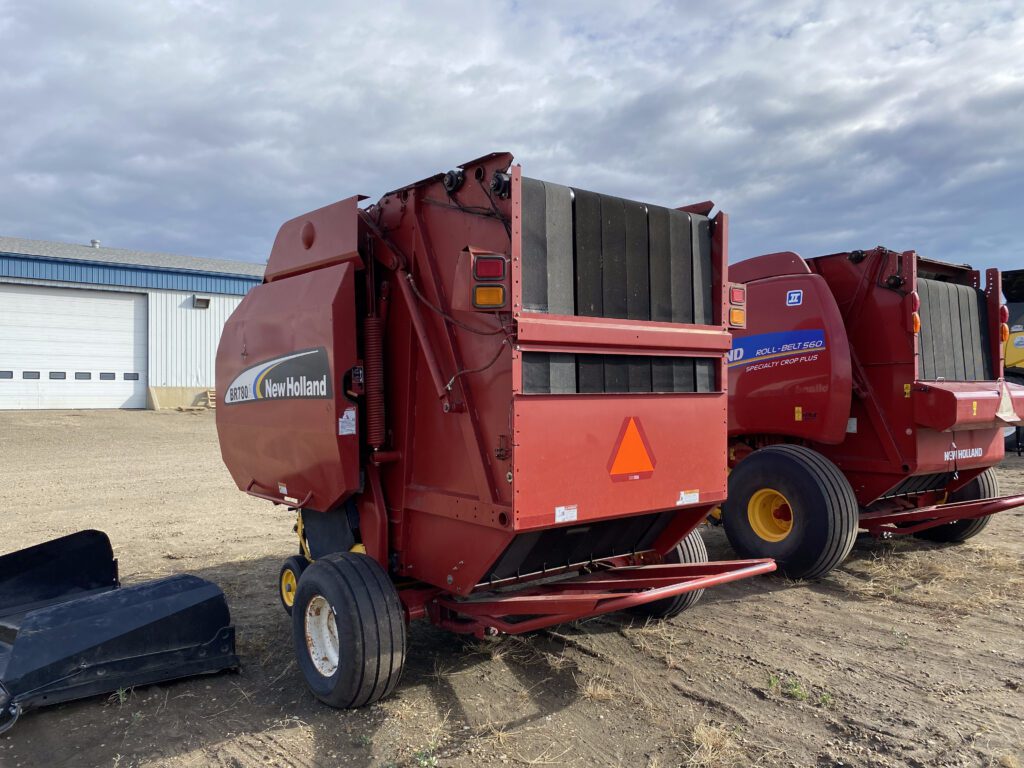 2008 New Holland BR780A Round Baler