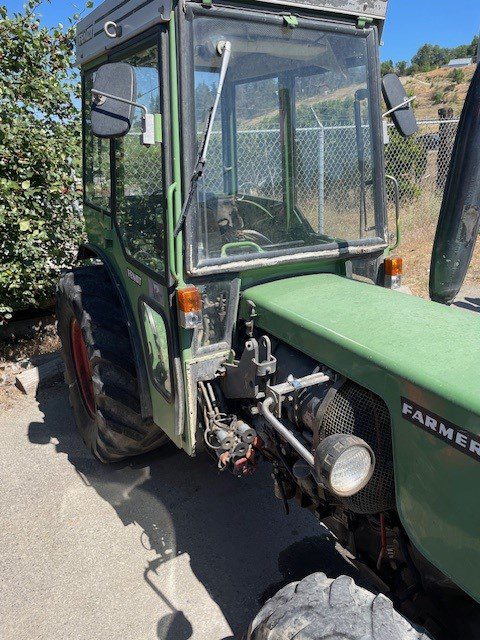 Used 1984 Fendt 203V Narrow Cab Tractor 2