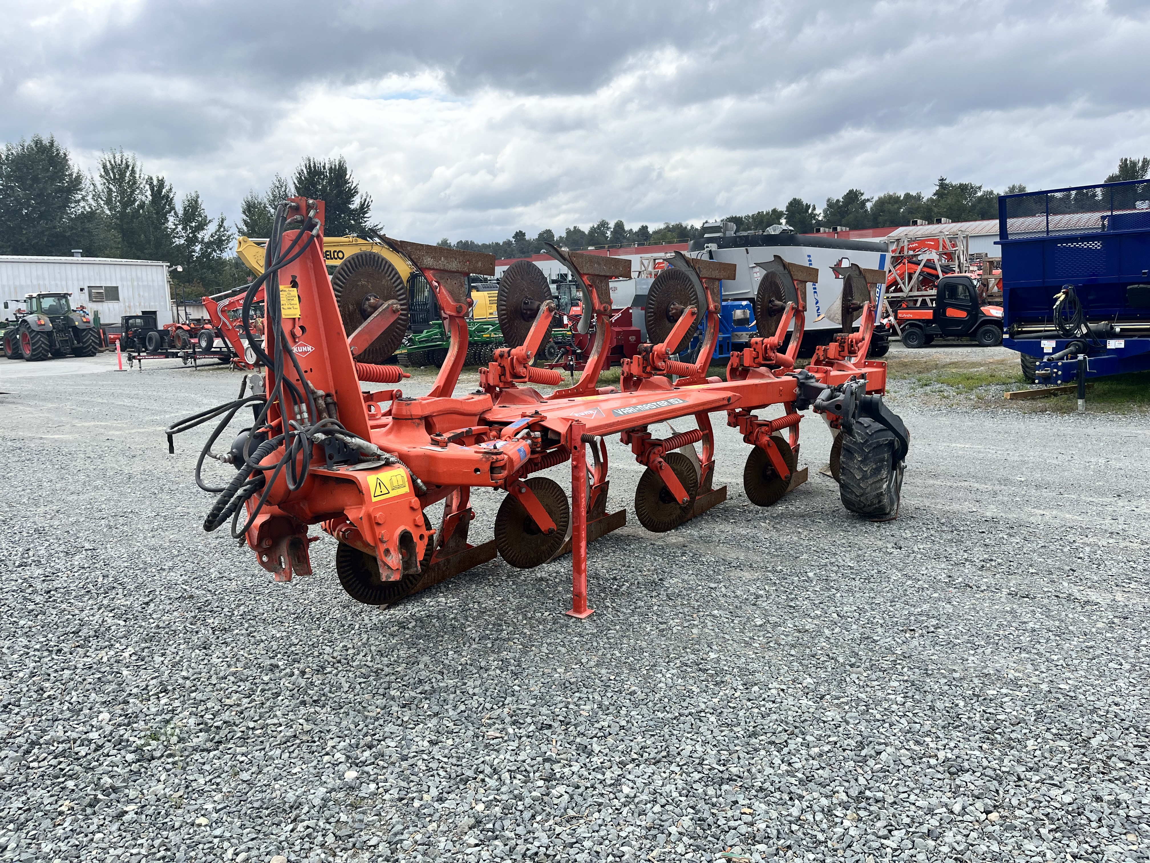 2017 Kuhn Vari-Master 153 Plow