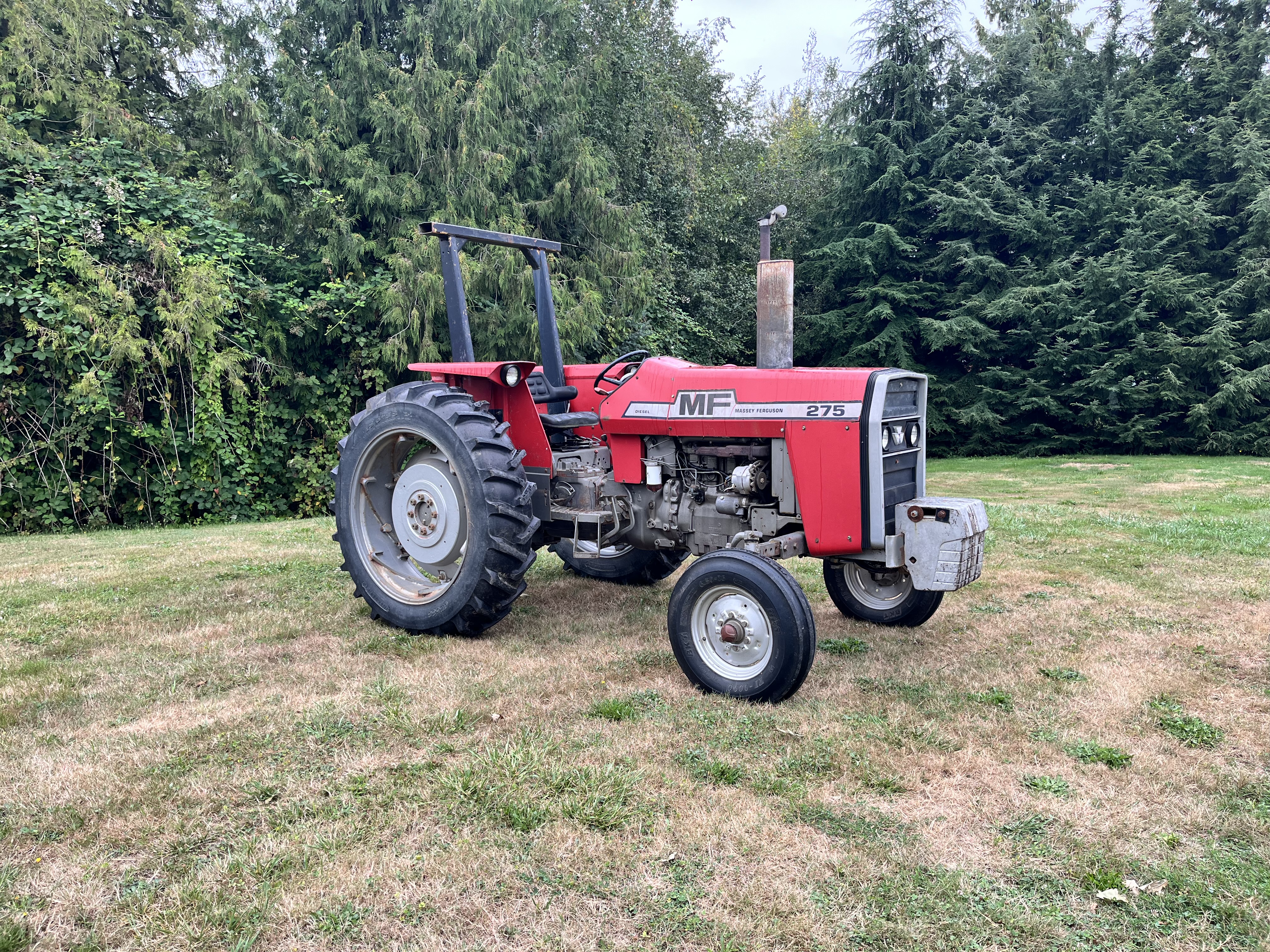 Massey Ferguson 275