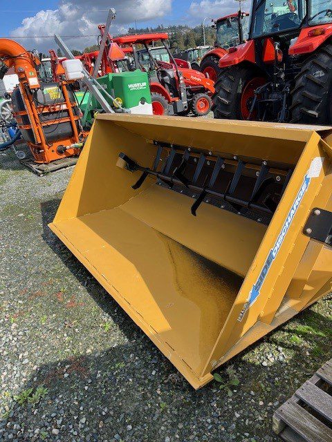 New (Aged) HLA SSC96BO500 Sawdust Thrower