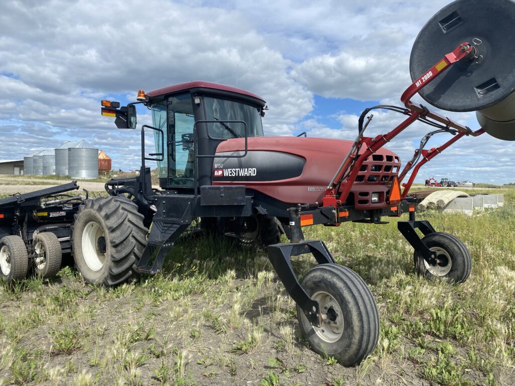 2011 MacDon Westward M150 Swather