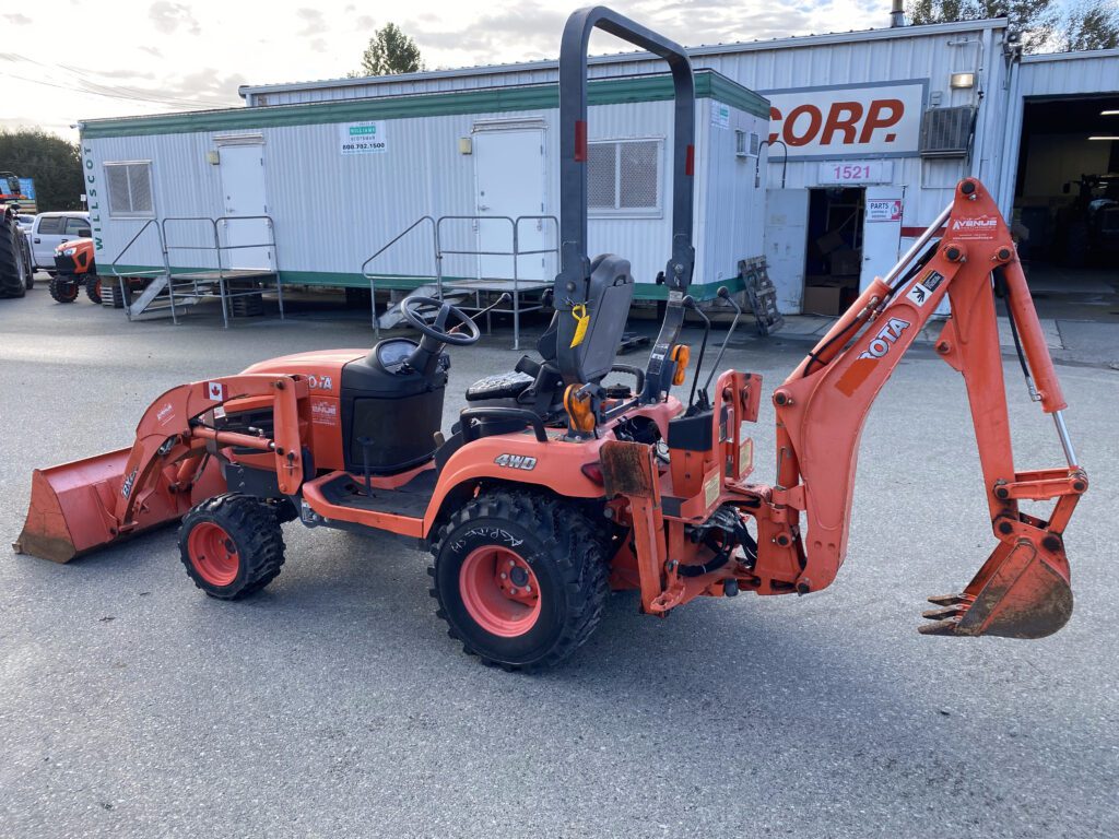 2013 Kubota BX25D Tractor Loader Backhoe 2