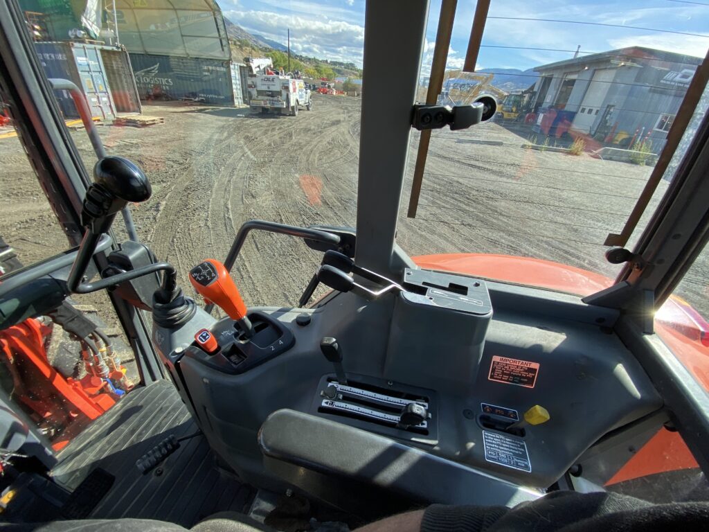 2018 kubota M6S-111 Tractor 7