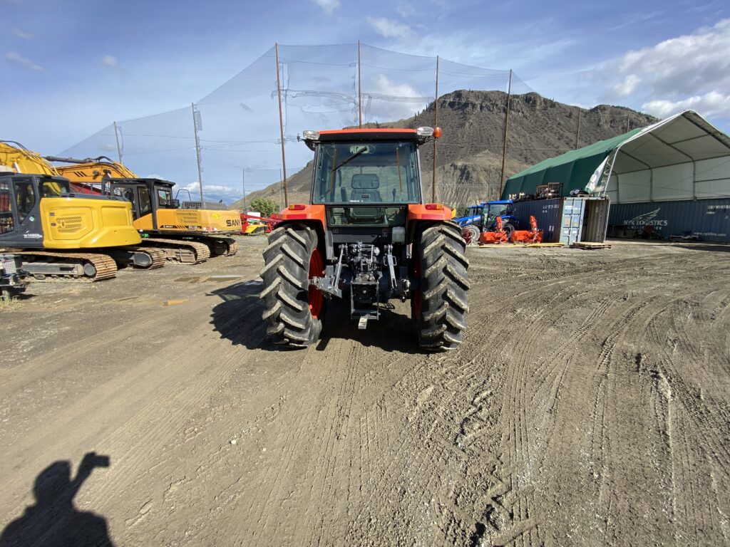 2018 kubota M6S-111 Tractor 3