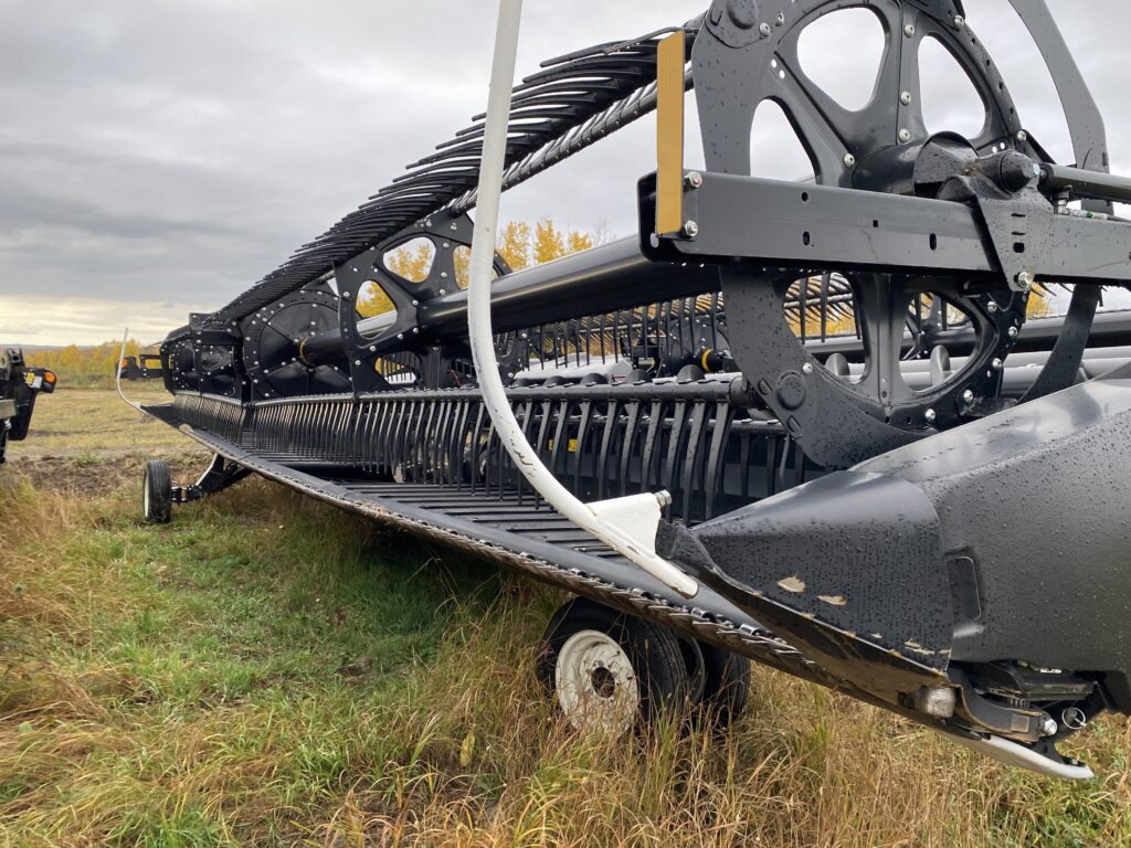 2021 MacDon FD135 Draper Header