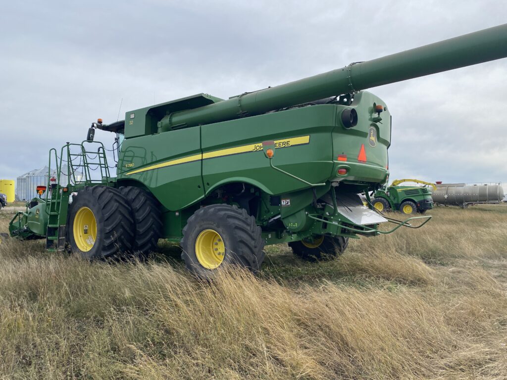 2019 John Deere S780 Combine 2