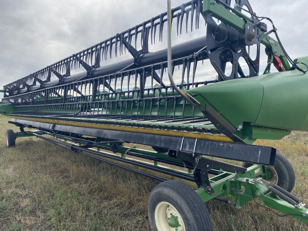 2018 John Deere 735D Draper Header 1