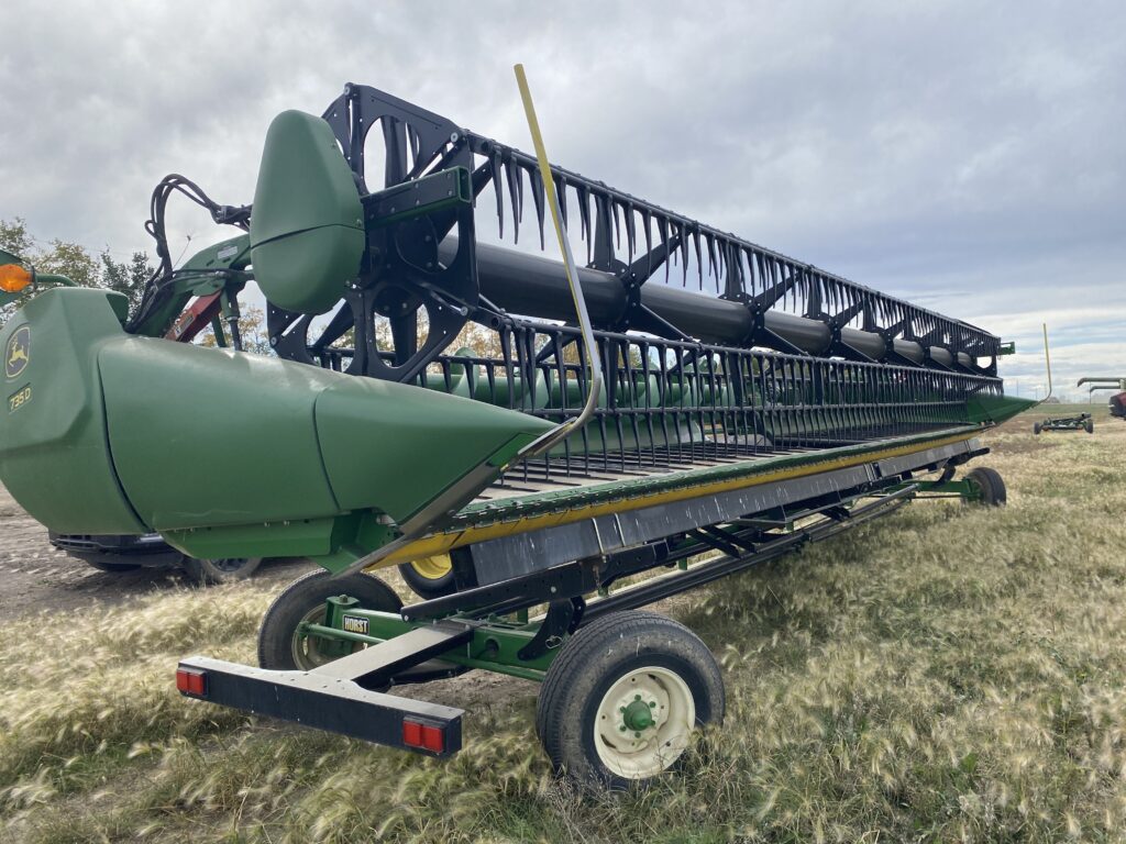 2018 John Deere 735D Draper Header