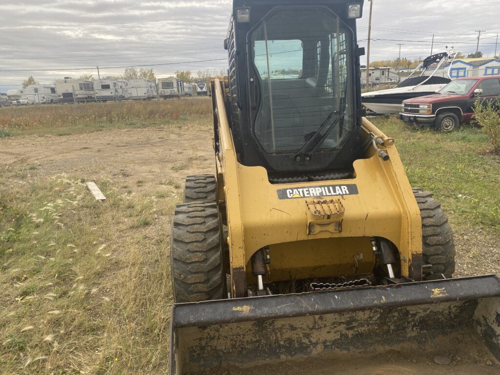 2008 CAT 236B Skidsteer