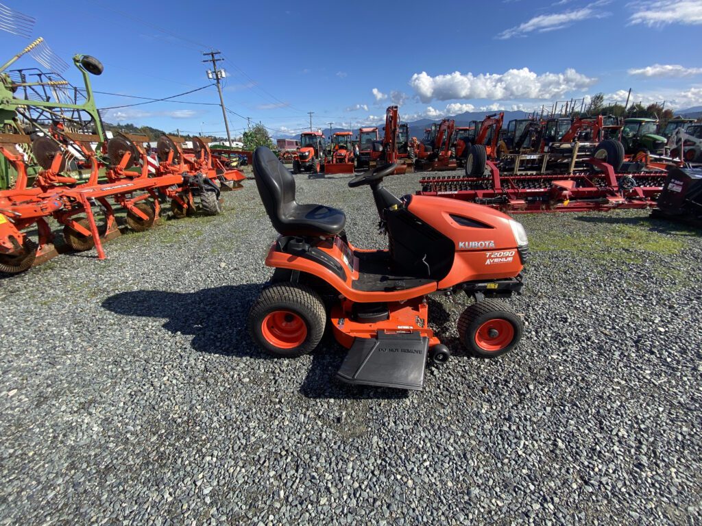 2020 Kubota T2090 Lawn Mower 4