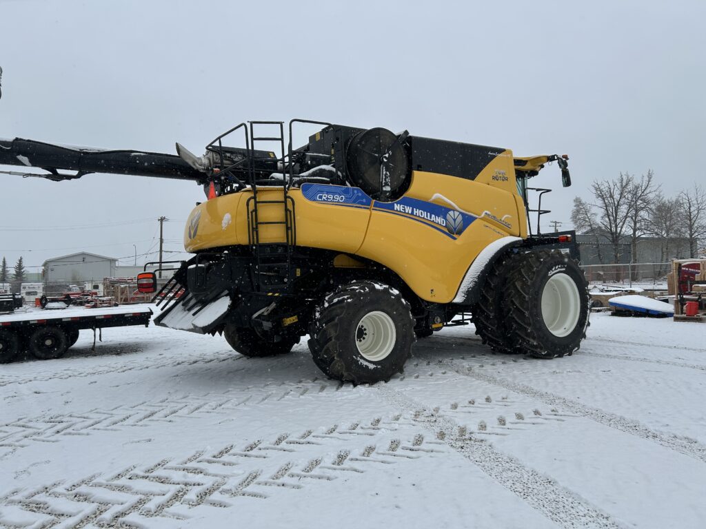 2022 New Holland CR9.90 Combine 2