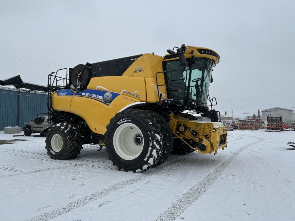 2022 New Holland CR9.90 Combine