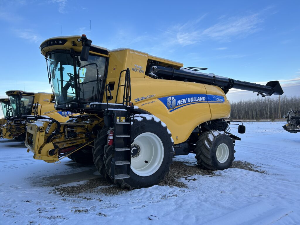 2021 New Holland CR8.90 Combine