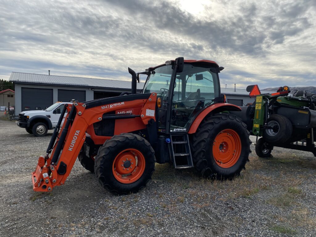 2022 Kubota M6-101 3