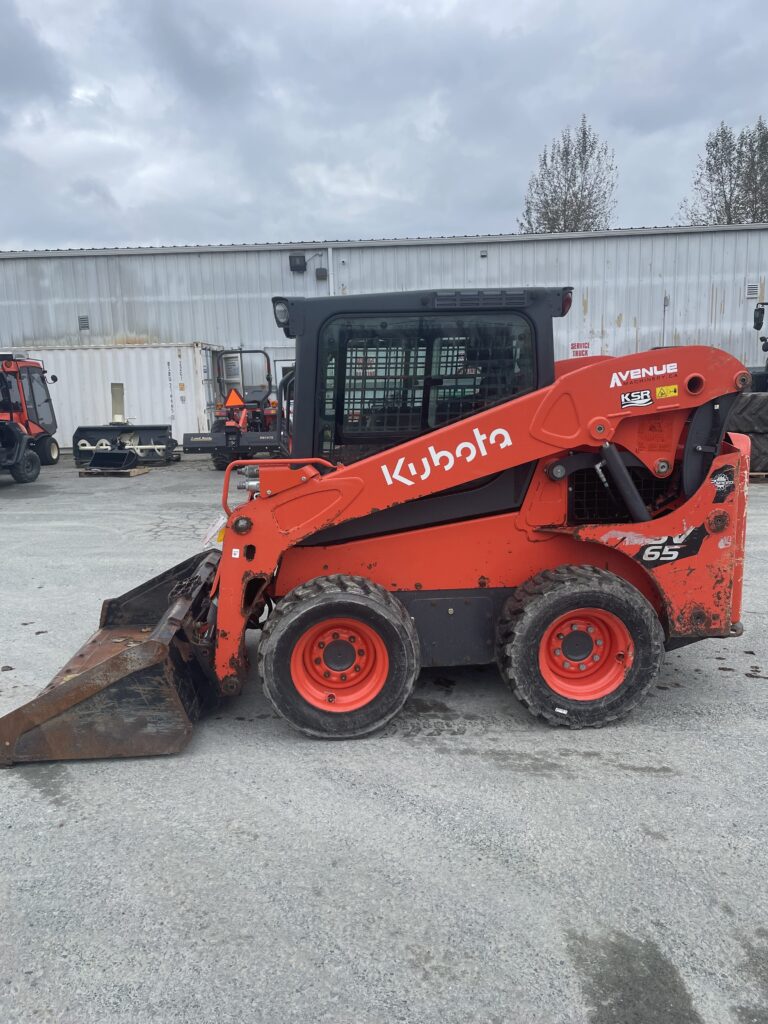 2022 Kubota SSV65PHRC Skidsteer