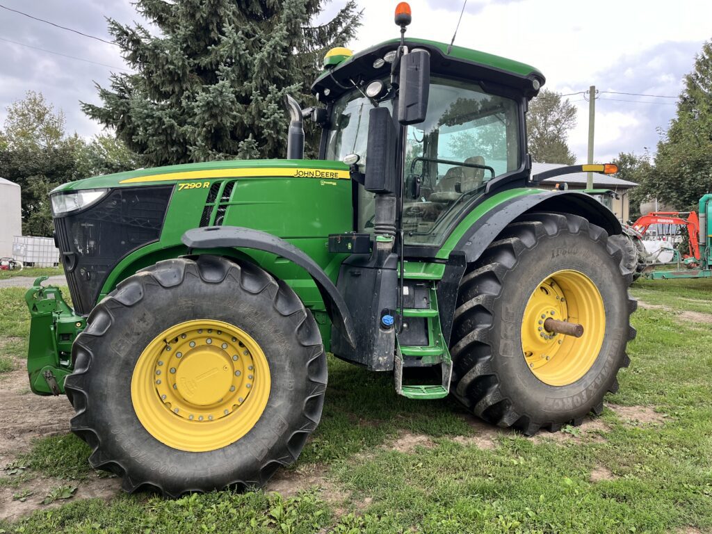 2019 John Deere 7290R Tractor 1