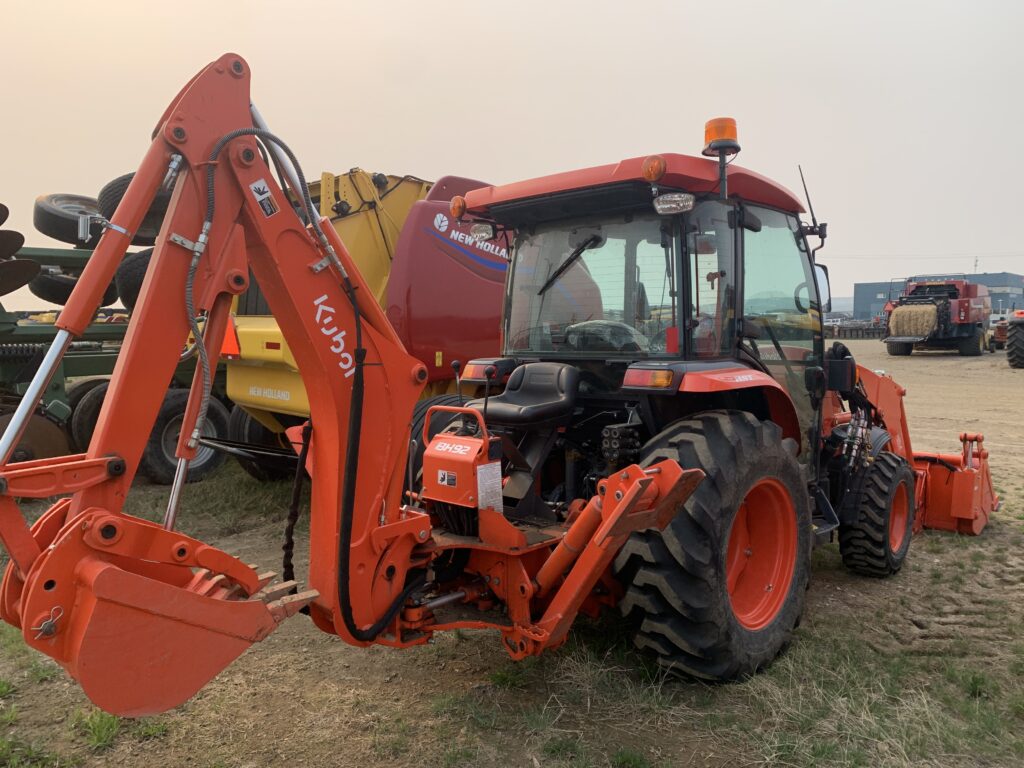 2021 Kubota L5460HSTCC Tractor 1