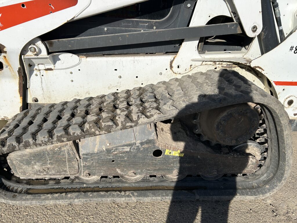 2014 Bobcat T650 CTL w/ Bucket 7