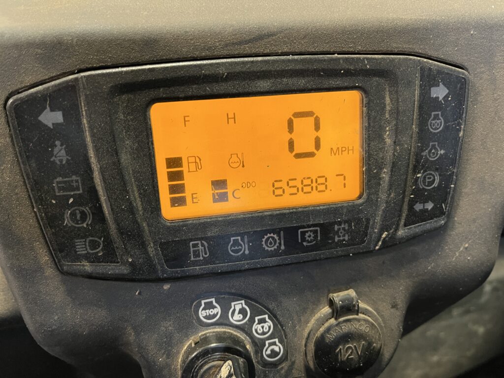2019 Kubota RTV-X1100C 5