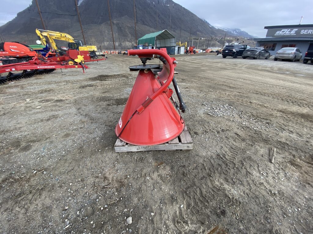 2021 Cosmo fertilizer spreader 0