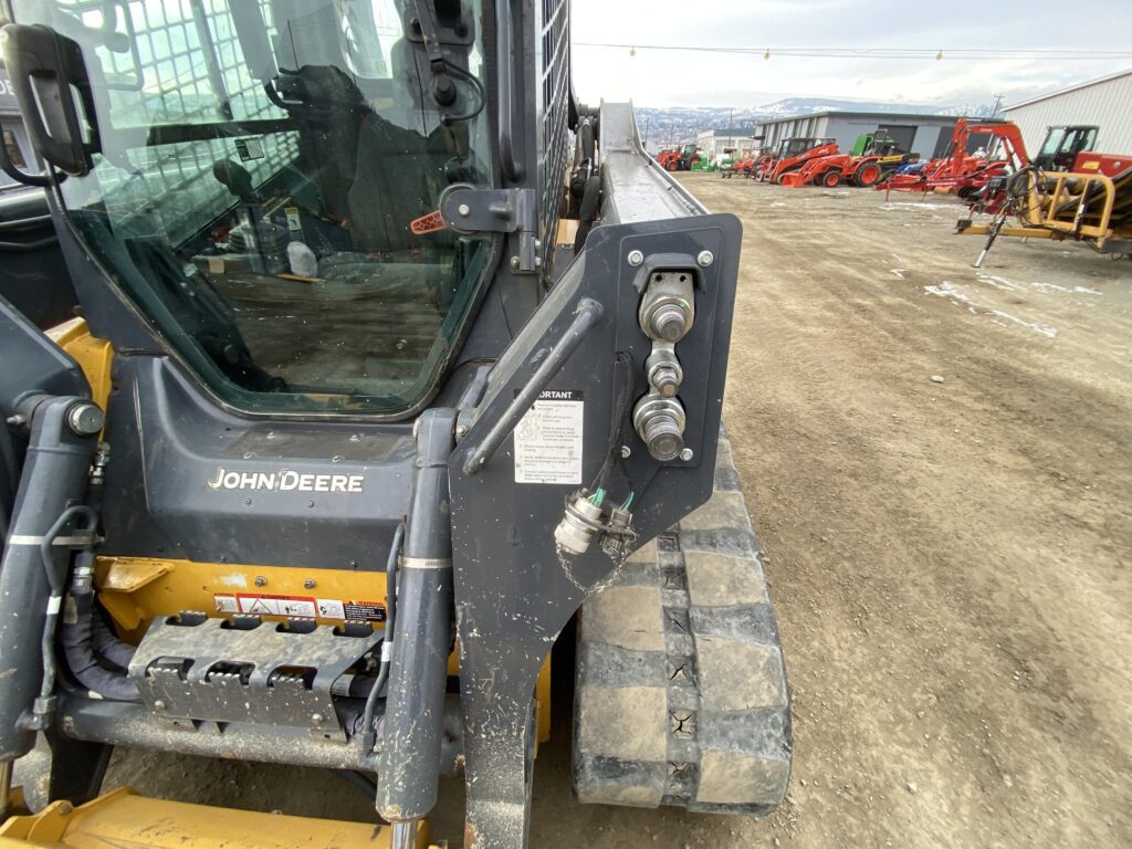 2022 John Deere 325G Track Loader 4