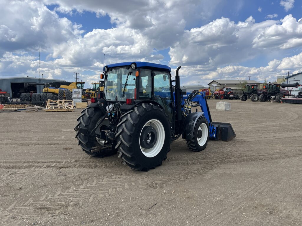 2012 New Holland T4040 Tractor 6