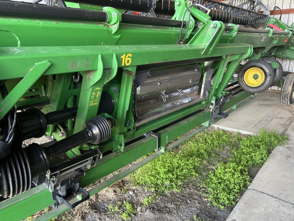 2018 John Deere 735D Header 4