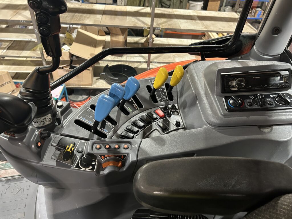2019 Kubota M7-172D Tractor 6